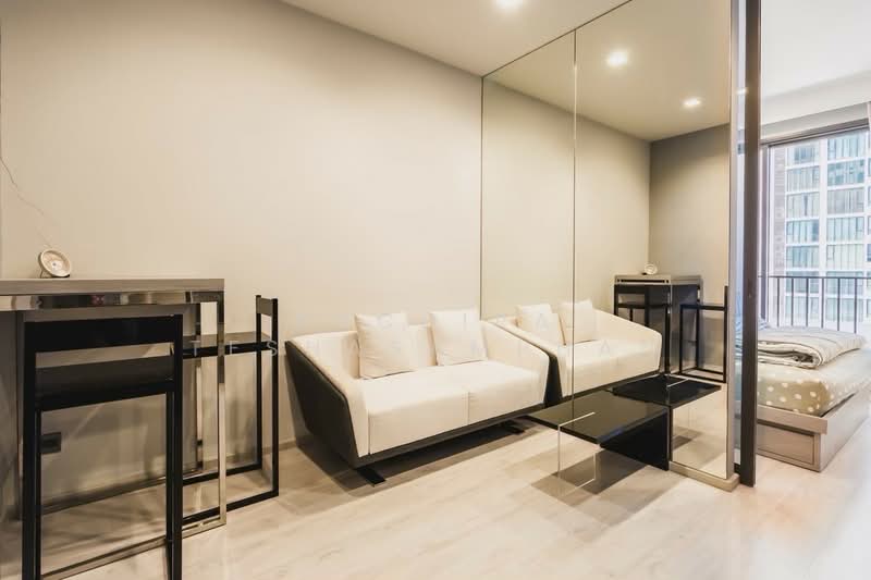 M Thonglor 10, Bangkok, 9 Soi Ekkamai 12, Ekkamai Road, Khlong Tan Nua, Watthana, Bangkok, 1 Bedroom, 30 sqm, Condo For Rent, by Suchira Teshasamphan, 500308354 - DDproperty.com