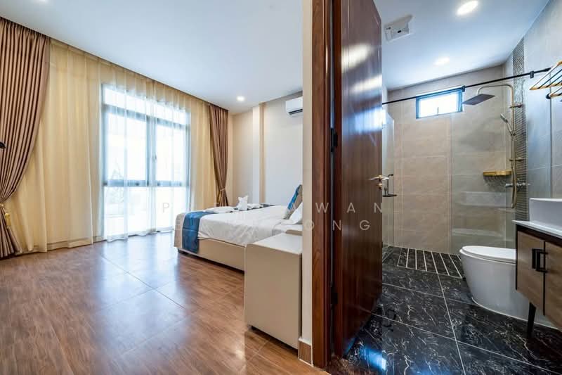 7-BR House, Chon Buri (Pattaya), Nong Pru, Bang Lamung (Pattaya), Chon Buri (Pattaya), 7 Bedrooms, 300 sqm, Single Detached House For Sale, by Patchara Srisak, 500308362 - DDproperty.com