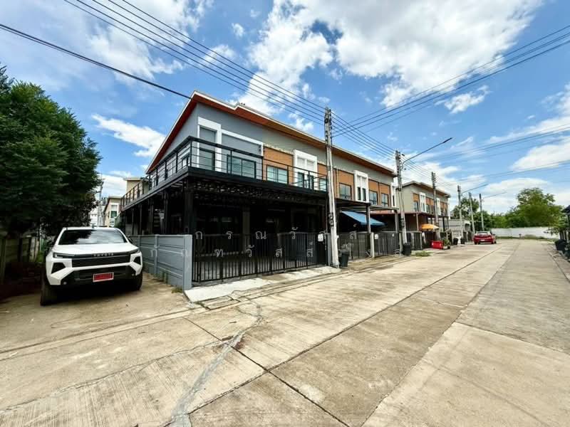 ขาย ทาวน์เฮ้าส์ 2 ชั้น หลังมุม หมู่บ้านเทอร์ร่า วิลล์ ลาดหลุมแก้ว ปทุมธานี, Pathum Thani, Ra Haeng, Lat Lum Kaeo, Pathum Thani, 2 Bedrooms, 80 sqm, Townhouse For Sale, by กรณวัสส์ กัณฑวัสส์วงส์, 500308364 - DDproperty.com