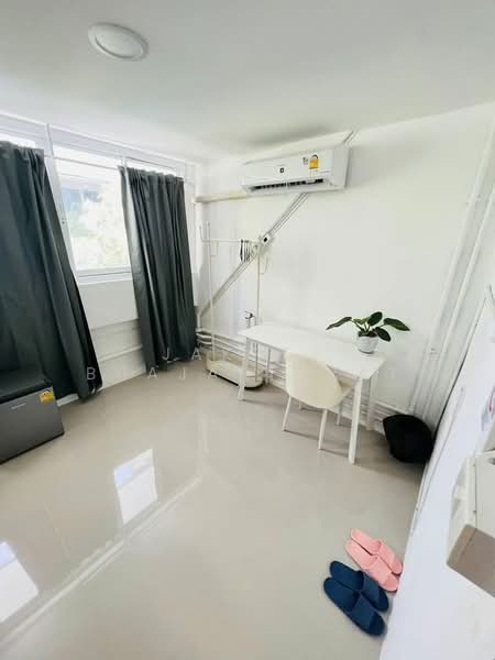5-BR Townhouse, Bangkok, Khlongtoei Nua, Watthana, Bangkok, 5 Bedrooms, 230 sqm, Townhouse For Rent, by Jakree Buajatturat, 500308424 - DDproperty.com