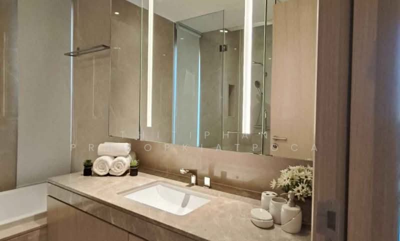 Magnolias Waterfront Residences, Bangkok, 259 Charoen Nakhon Road, Khlong Ton Sai, Khlong San, Bangkok, 2 Bedrooms, 102 sqm, Condo For Rent, by Thitiphan Prasopkiatpoca, 500308466 - DDproperty.com
