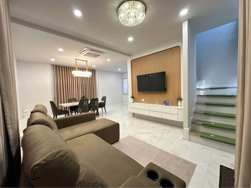 undefined, Chon Buri (Pattaya), Phan Thong, Chon Buri (Pattaya), 4 Bedrooms, 325 sqm, Single Detached House For Rent, by Patchara Srisak, 500308519 - DDproperty.com