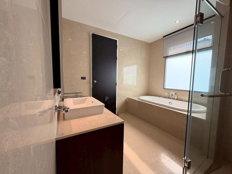 The Madison, Bangkok, Sukhumvit 41, Khlong Tan Nua, Watthana, Bangkok, 3 Bedrooms, 150 sqm, Condo For Rent, by Apisit Premudom, 500308570 - DDproperty.com