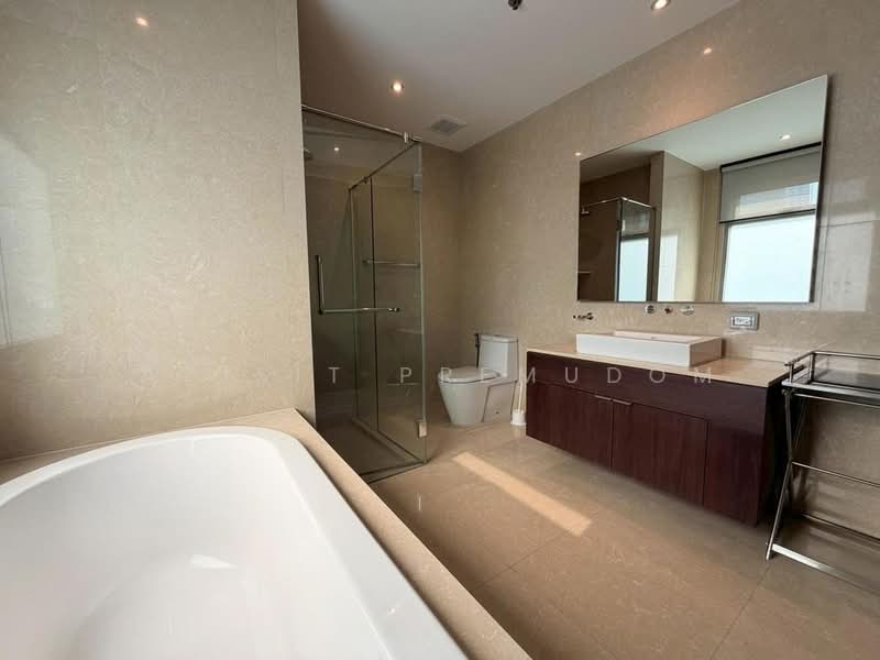 The Madison, Bangkok, Sukhumvit 41, Khlong Tan Nua, Watthana, Bangkok, 3 Bedrooms, 150 sqm, Condo For Rent, by Apisit Premudom, 500308570 - DDproperty.com
