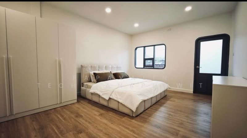 3-BR Townhouse, Bangkok, Saphan Song, Wang Thonglang, Bangkok, 3 Bedrooms, 96 sqm, Townhouse For Rent, by Papavalin Techatanaphuwit, 500308584 - DDproperty.com