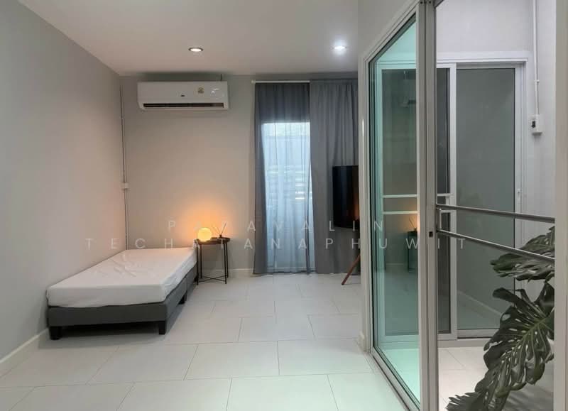 3-BR Townhouse, Bangkok, Saphan Song, Wang Thonglang, Bangkok, 3 Bedrooms, 96 sqm, Townhouse For Rent, by Papavalin Techatanaphuwit, 500308584 - DDproperty.com