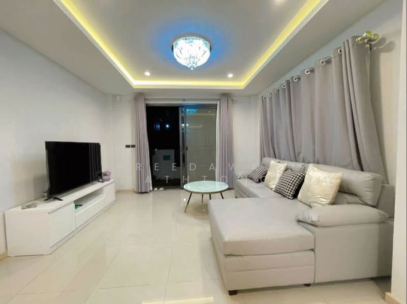 PATTA Define, Chon Buri (Pattaya), Ta Khian Tia, Bang Lamung (Pattaya), Chon Buri (Pattaya), 3 Bedrooms, 220 sqm, Single Detached House For Rent, by Patchara Srisak, 500308620 - DDproperty.com