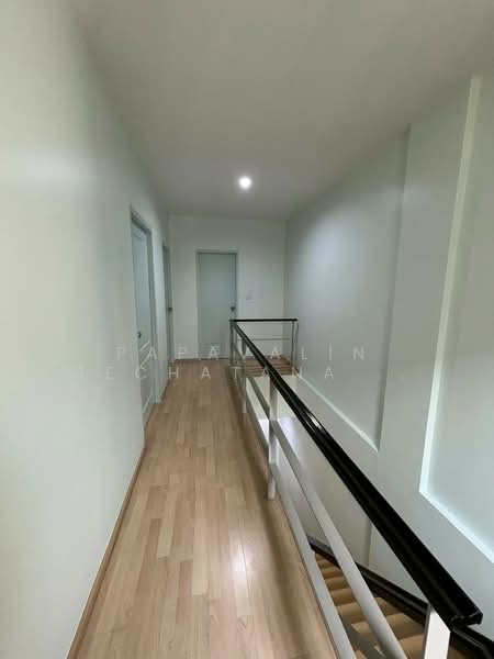 Noble Cube Pattanakarn, Bangkok, Phatthanakan Road, Suan Luang, Bangkok, 2 Bedrooms, 190 sqm, Townhouse For Rent, by Papavalin Techatanaphuwit, 500308640 - DDproperty.com