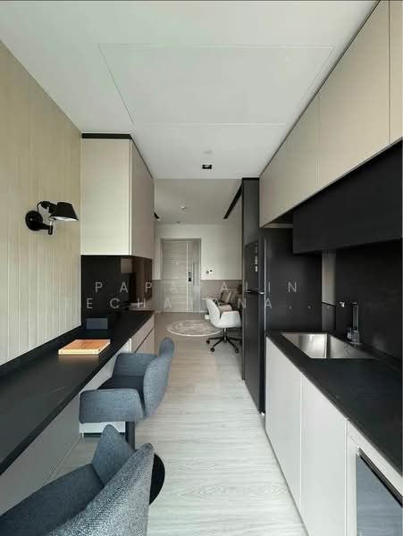 The Room Sukhumvit 38, Bangkok, Soi Sukhumvit 38, Phra Kanong, Khlong Toei, Bangkok, 1 Bedroom, 45 sqm, Condo For Rent, by Papavalin Techatanaphuwit, 500308665 - DDproperty.com