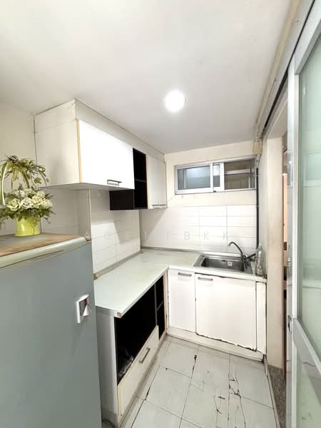Lumpini Ville Cultural Center, Bangkok, Prachautid Road, Samsen Nok, Huai Khwang, Bangkok, 1 Bedroom, 32 sqm, Condo For Sale, by Agentbkk, 500308666 - DDproperty.com