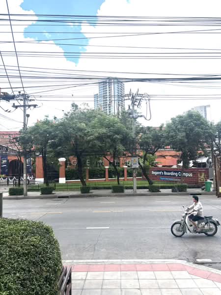 Lumpini Ville Cultural Center, Bangkok, Prachautid Road, Samsen Nok, Huai Khwang, Bangkok, 1 Bedroom, 32 sqm, Condo For Sale, by Agentbkk, 500308666 - DDproperty.com