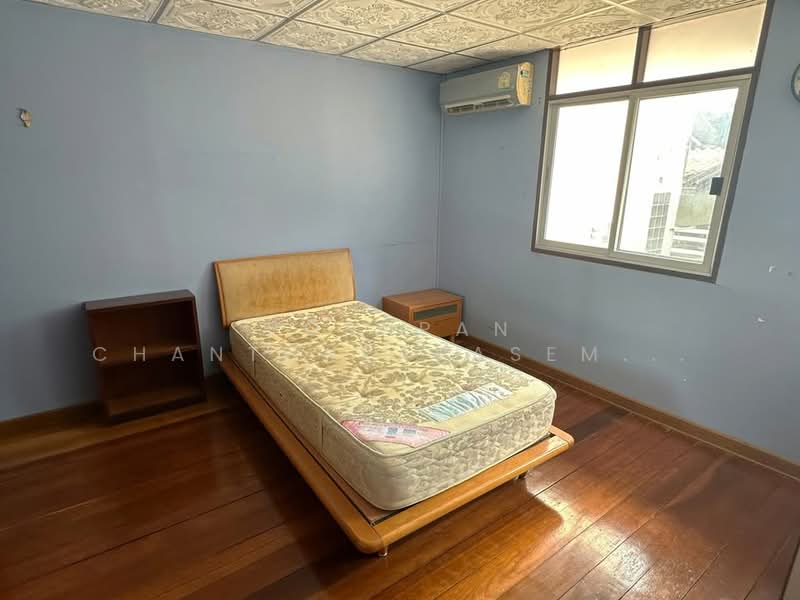 5-BR House, Bangkok, Anusaowari, Bang Khen, Bangkok, 5 Bedrooms, 410 sqm, Single Detached House For Sale, by Pornpan Chantharakasemchai, 500308688 - DDproperty.com