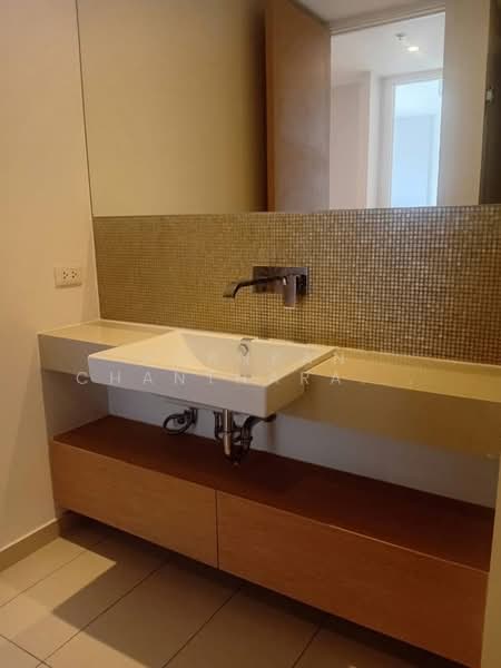 The Lofts Ekkamai, Bangkok, 1415 Sukhumvit Road, Phra Kanong Nua, Watthana, Bangkok, 1 Bedroom, 45 sqm, Condo For Rent, by Pornpan Chantharakasemchai, 500308697 - DDproperty.com
