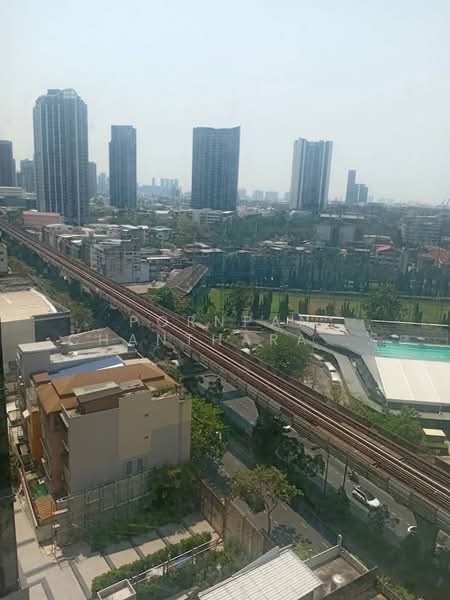 The Lofts Ekkamai, Bangkok, 1415 Sukhumvit Road, Phra Kanong Nua, Watthana, Bangkok, 1 Bedroom, 45 sqm, Condo For Rent, by Pornpan Chantharakasemchai, 500308697 - DDproperty.com
