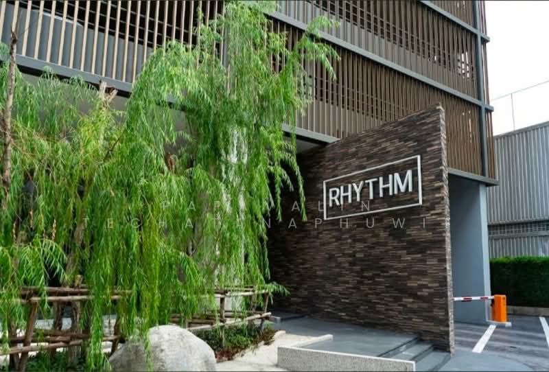 Rhythm Asoke 2, Bangkok, Soi Lertkaew 1 Asoke-Din Daeng Road, Bang Kapi, Huai Khwang, Bangkok, 1 Bedroom, 30 sqm, Condo For Rent, by Papavalin Techatanaphuwit, 500308744 - DDproperty.com