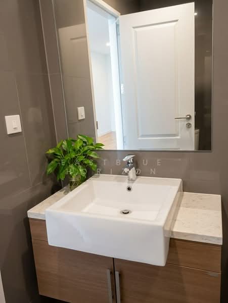 Noble Revo Silom, Bangkok, 88 Soi Surasak Surasak Road, Silom, Bang Rak, Bangkok, 1 Bedroom, 34 sqm, Condo For Rent, by Eastblue Horizon, 500308763 - DDproperty.com
