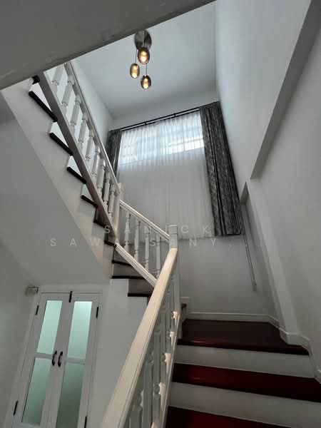 บ้าน 5-ห้องนอน, กรุงเทพ, พลับพลา, วังทองหลาง, กรุงเทพ, 400 ตร.ม., บ้านเดี่ยว ขาย, โดย Sanick Sawaisanyakorn, 500308766 - DDproperty.com