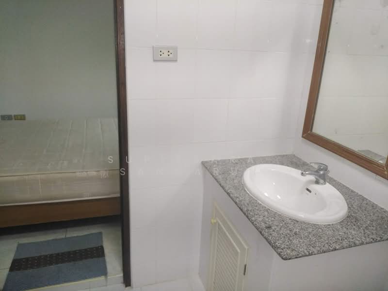undefined, Chon Buri (Pattaya), Nong Pru, Bang Lamung (Pattaya), Chon Buri (Pattaya), 5 Bedrooms, 300 sqm, Townhouse For Rent, by Supitsara Sangarun, 500308782 - DDproperty.com