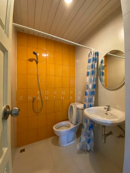 undefined, Bangkok, Phra Kanong, Khlong Toei, Bangkok, 4 Bedrooms, 290 sqm, Townhouse For Sale, by Pornpan Chantharakasemchai, 500308785 - DDproperty.com