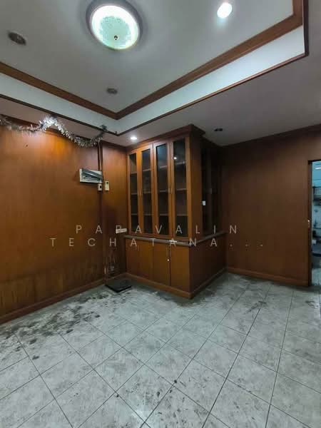 6-BR House, Bangkok, Wong Sawang, Bang Sue, Bangkok, 6 Bedrooms, 160 sqm, Single Detached House For Sale, by Papavalin Techatanaphuwit, 500308823 - DDproperty.com