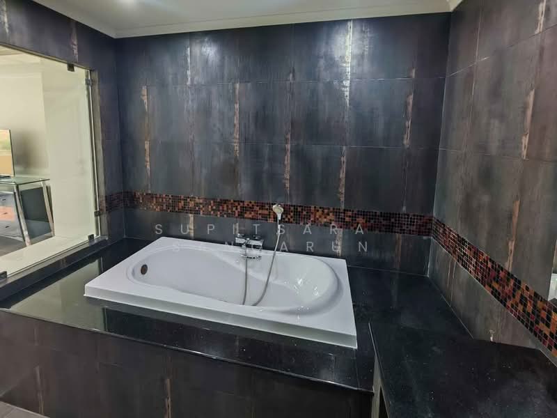 View Talay Residence 5 Pratumnak, Chon Buri (Pattaya), 6 พระตำหนัก, Nong Pru, Bang Lamung (Pattaya), Chon Buri (Pattaya), 1 Bedroom, 126 sqm, Condo For Rent, by Supitsara Sangarun, 500308842 - DDproperty.com