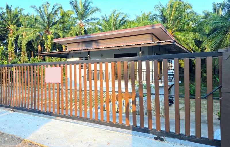 บ้านเดี่ยวนาชะอัง ชุมพร, Chumphon, Na Chaang, Muang Chumphon, Chumphon, 2 Bedrooms, 430 sqm, Single Detached House For Sale, by The Best Property รัก, 500308846 - DDproperty.com