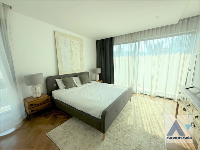 Modern house with private pool and large terrace in Sukhumvit, Bangkok, Khlong Tan Nua, Watthana, Bangkok, 4 Bedrooms, 430 sqm, Single Detached House For Sale, by Accom Asia, 500308871 - DDproperty.com