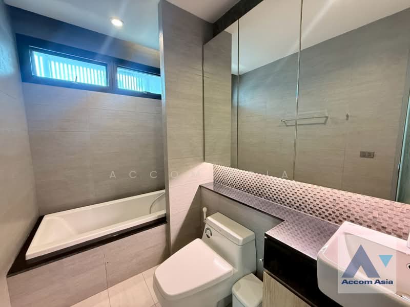 บ้านโมเดิร์นพร้อมสระว่ายน้ำส่วนตัว ระเบียงกว้าง ใจกลางสุขุมวิท, กรุงเทพ, คลองตันเหนือ, วัฒนา, กรุงเทพ, 430 ตร.ม., บ้านเดี่ยว ขาย, โดย Accom Asia, 500308871 - DDproperty.com