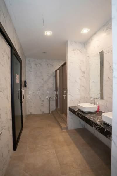 Royal River Place, Bangkok, Rama 3 Road, Bang Pong Pang, Yan Nawa, Bangkok, 3 Bedrooms, 539 sqm, Condo For Rent, by Pornpan Chantharakasemchai, 500308874 - DDproperty.com