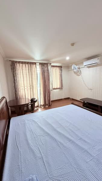 Wish @ Siam, Bangkok, 688 Soi Phaya Nak Phetchaburi Road, Thanon Phetchaburi, Ratchathewi, Bangkok, Studio, 27 sqm, Condo For Rent, by Thida Thewinram, 500308910 - DDproperty.com