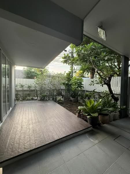Areeya Mandarina Sukhumvit 77, Bangkok, Sukhumvit 77 Road (On Nut), Suan Luang, Bangkok, 4 Bedrooms, 184 sqm, Townhouse For Sale, by Pornpan Chantharakasemchai, 500308917 - DDproperty.com
