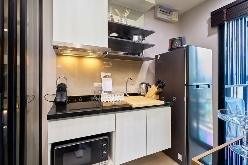 The Base Park East Sukhumvit 77, Bangkok, 99 Soi Pridi Banomyong 2, Phra Kanong Nua, Watthana, Bangkok, 1 Bedroom, 31 sqm, Condo For Rent, by Sompob Buaparungsri, 500308940 - DDproperty.com