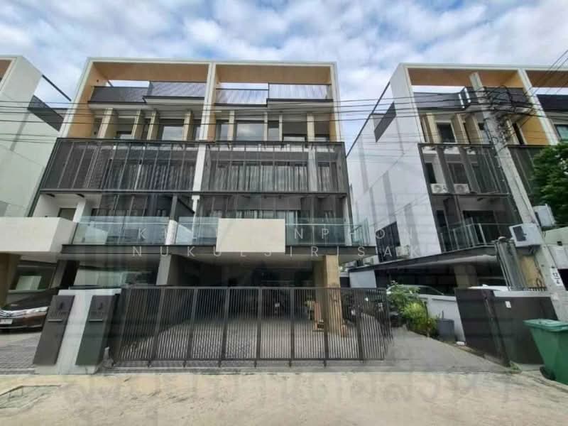 The Element Rama 9, Bangkok, Soi Rama 9 Suan Luang, Suan Luang, Bangkok, 5 Bedrooms, 450 sqm, Single Detached House For Rent, by Khlueanphon Nukulsirisak, 500308958 - DDproperty.com