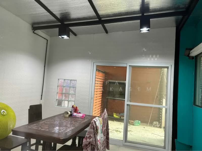 Pruksa Ville 92 Onnut-Suvarnabhumi : พฤกษาวิลล์ 92 อ่อนนุช-สุวรรณภูมิ, สมุทรปราการ, ซ.ลาดกระบัง 14/1 ถ.ลาดกระบัง, ราชาเทวะ, บางพลี, สมุทรปราการ, 204 ตร.ม., บ้านเดี่ยว ขาย, โดย Pornpan Chantharakasemchai, 500308975 - DDproperty.com