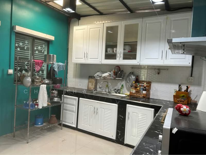 Pruksa Ville 92 Onnut-Suvarnabhumi, Samut Prakan, Soi Ladkrabang 14/1, Ladkrabang Road, Rachathewa, Bang Plee, Samut Prakan, 3 Bedrooms, 204 sqm, Single Detached House For Sale, by Pornpan Chantharakasemchai, 500308975 - DDproperty.com