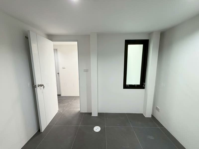 Townhouse Area sukhumvit 101/1, Bangkok, Bang Chak, Phra Khanong, Bangkok, 4 Bedrooms, 1 sqm, Townhouse For Sale, by Eastblue Horizon, 500308996 - DDproperty.com