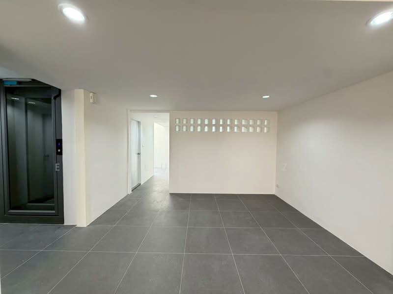 Townhouse Area sukhumvit 101/1, Bangkok, Bang Chak, Phra Khanong, Bangkok, 4 Bedrooms, 1 sqm, Townhouse For Sale, by Eastblue Horizon, 500308996 - DDproperty.com
