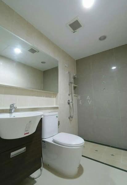 Baan Klang Muang S-Sense Onnuch-Wongwan, Bangkok, Lat Krabang Road, Lat Krabang, Bangkok, 3 Bedrooms, 167 sqm, Single Detached House For Sale, by Sunitra Sachdev, 500308997 - DDproperty.com