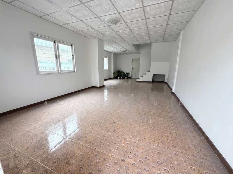 Buathong Thani, Nonthaburi, คู่ขนานกาจนาภิเษก, Bang Bua Thong, Nonthaburi, 3 Bedrooms, 120 sqm, Townhouse For Sale, by Parinthida Sawuddisopakaykul, 500309047 - DDproperty.com