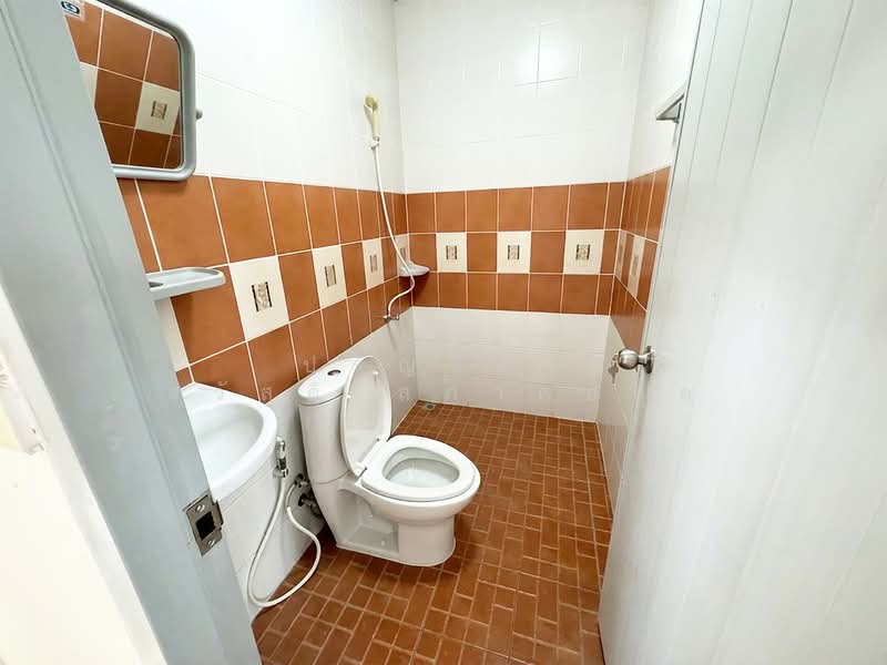 Buathong Thani, Nonthaburi, คู่ขนานกาจนาภิเษก, Bang Bua Thong, Nonthaburi, 3 Bedrooms, 120 sqm, Townhouse For Sale, by Parinthida Sawuddisopakaykul, 500309047 - DDproperty.com