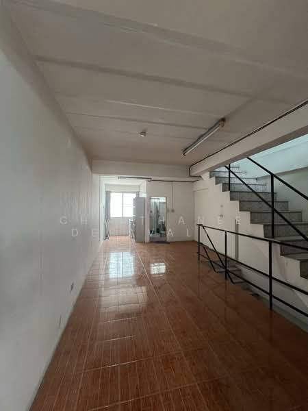 3.5 Story Shophouse for Sale, the best location in Muangthong Thani, Nonthaburi, บอนด์สตรีท, Bang Phut, Pak Kret, Nonthaburi, , 224 sqm, Shophouse For Sale, by Chadthanee Debavalya, 500309072 - DDproperty.com