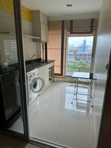 Rhythm Sathorn-Narathiwas, Bangkok, 651 Naradhiwas Rajanagarindra Road, Thung Maha Mek, Sathon, Bangkok, 1 Bedroom, 35 sqm, Condo For Rent, by Pornpan Chantharakasemchai, 500309079 - DDproperty.com