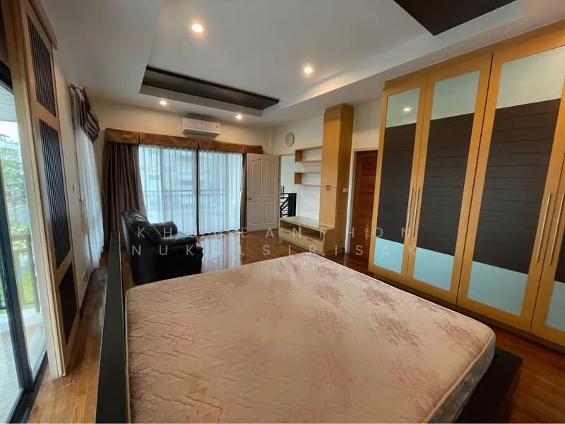 4-BR House, Bangkok, Chan Kasem, Chatuchak, Bangkok, 4 Bedrooms, 450 sqm, Single Detached House For Rent, by Khlueanphon Nukulsirisak, 500309085 - DDproperty.com
