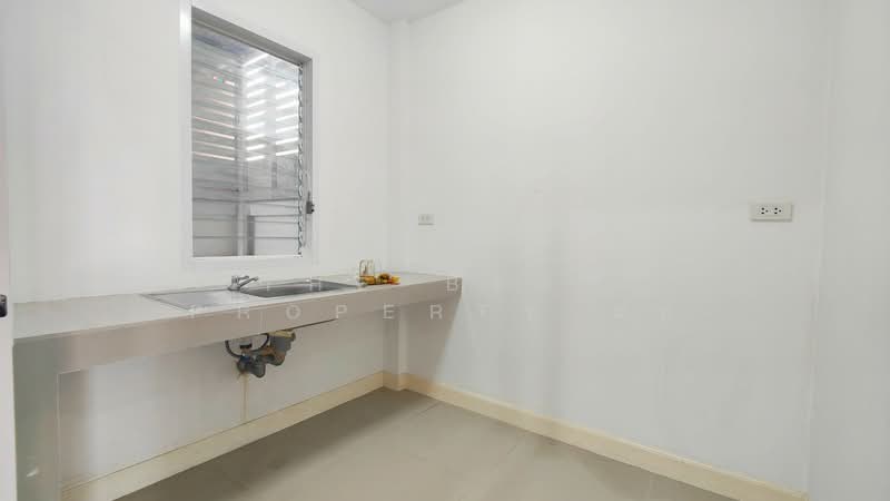 Roi Pruksa Kampangsan, Nakhon Pathom, Kamphaeng Saen, Nakhon Pathom, 3 Bedrooms, 100 sqm, Townhouse For Sale, by The Best Property มล, 500309102 - DDproperty.com