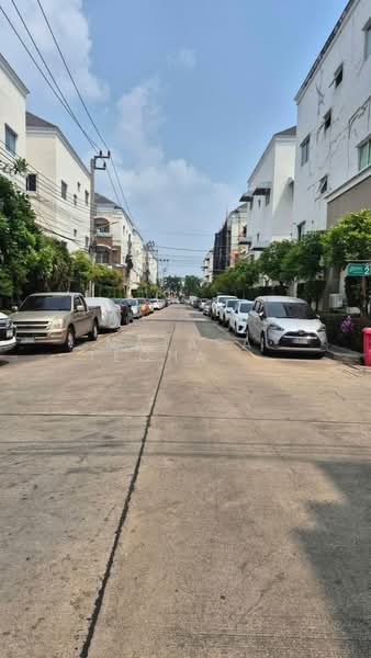 undefined, Bangkok, Nong Kham, Nong Khaem, Bangkok, 4 Bedrooms, 325 sqm, Single Detached House For Sale, by Natasa Techathonthanakhun, 500309212 - DDproperty.com