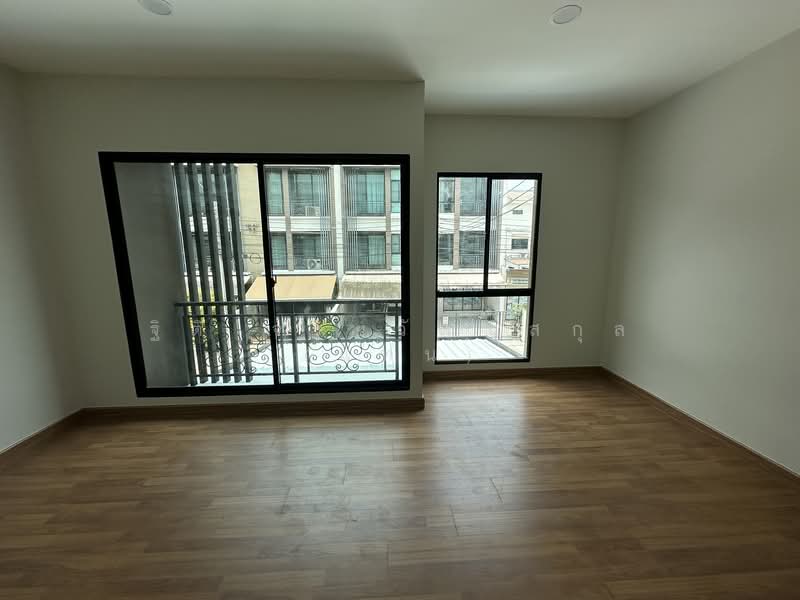 Baan Klang Muang Nawamin 42, Bangkok, Soi Nawamin 42, Nawamin Road, Khlong Kum, Bueng Kum, Bangkok, 3 Bedrooms, 149 sqm, Townhouse For Sale, by ฐิติ จริยวัฒนสกุล (แทน), 500309217 - DDproperty.com