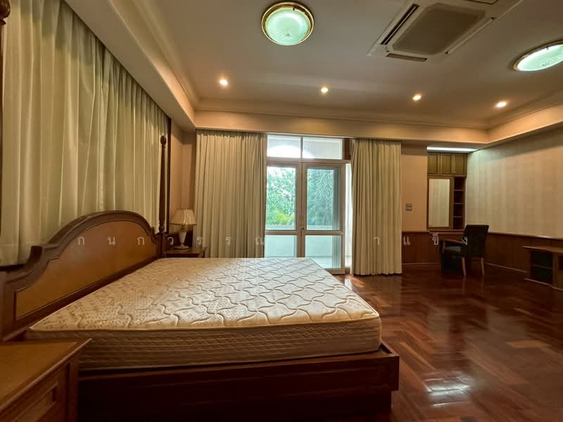 Lakeside Villa 2, Samut Prakan, Soi Lakeside Villa Village 2, Bangna-Trad Road, Bang Kaeo, Bang Plee, Samut Prakan, 8 Bedrooms, 1,200 sqm, Single Detached House For Sale, by Kanokwan Klakhaeng, 500309256 - DDproperty.com