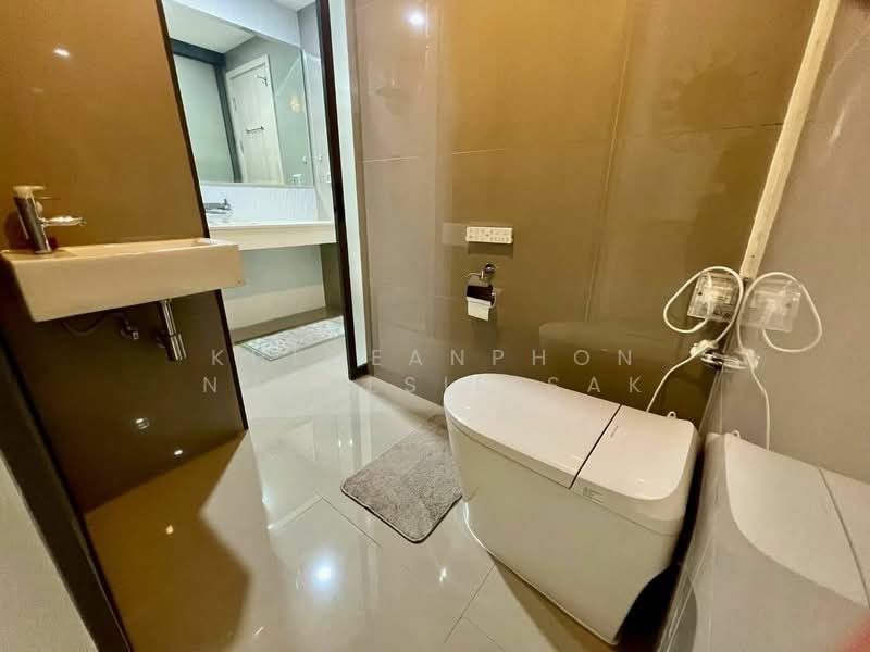 Rhythm Sukhumvit 42 : ริทึ่ม สุขุมวิท 42, กรุงเทพ, ซอยสุขุมวิท 42, พระโขนง, คลองเตย, กรุงเทพ, 45 ตร.ม., คอนโด ให้เช่า, โดย Khlueanphon Nukulsirisak, 500309257 - DDproperty.com