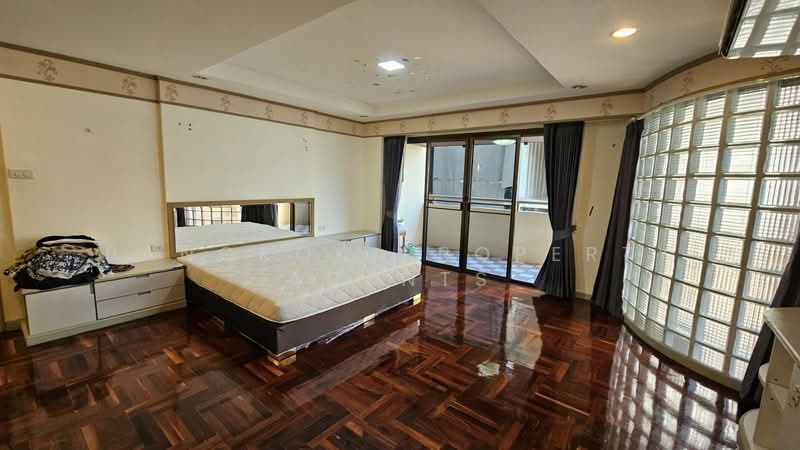 D.H.Grand Tower, Bangkok, Soi Prommit, Khlong Tan Nua, Watthana, Bangkok, 3 Bedrooms, 260 sqm, Condo For Rent, by BANGKOK PROPERTY AGENTS, 500309308 - DDproperty.com