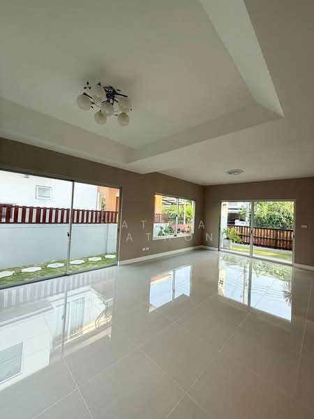 undefined, Bangkok, Saphan Sung, Bangkok, 3 Bedrooms, 180 sqm, Single Detached House For Sale, by Natasa Techathonthanakhun, 500309317 - DDproperty.com